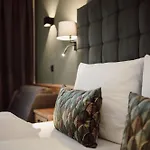 Loj - Our Kind Of Place Hotel 4*