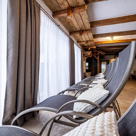 Hotel Bergzeit By Seven 4*