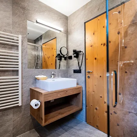 Bergzeit By Seven Hotel 4*