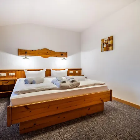 Bergzeit By Seven 4*