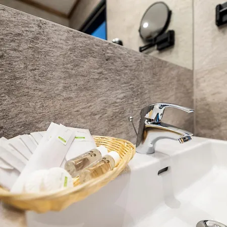 Hotel Bergzeit By Seven 4*