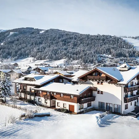 Hotel Bergzeit By Seven 4*