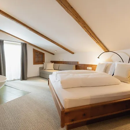 Hotel Loj - Our Kind Of Place Flachau