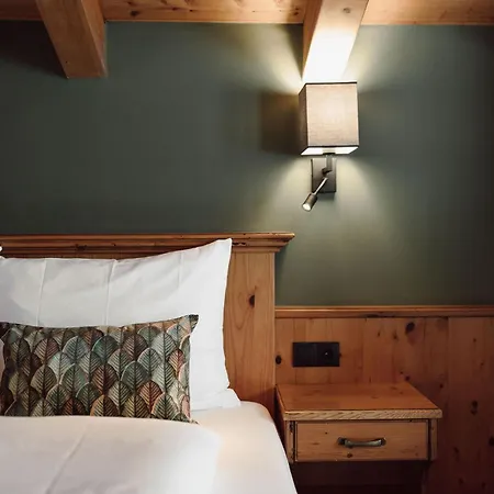 Loj - Our Kind Of Place Flachau