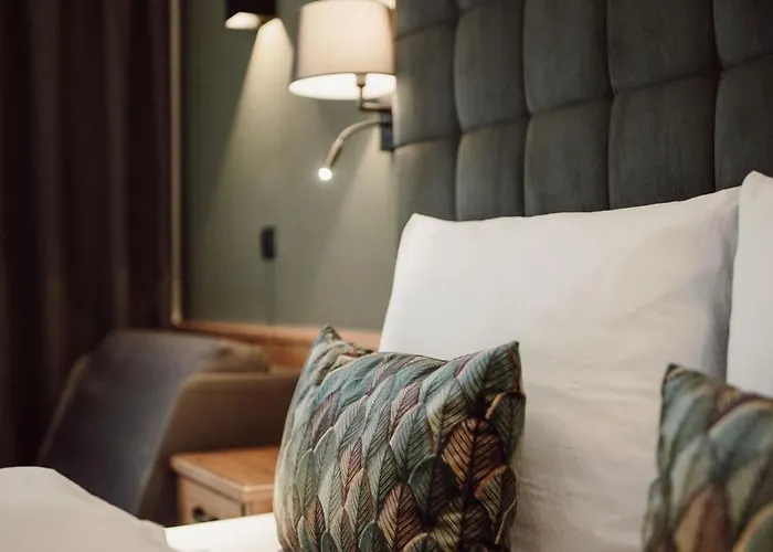 Loj - Our Kind Of Place Hotel 4*